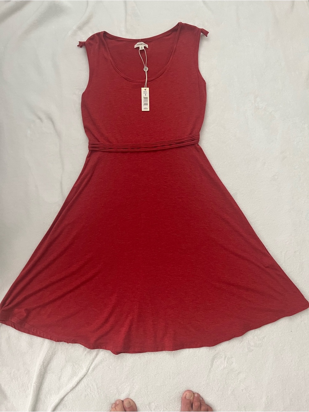 Max Studio Soft Crimson Red Sleeveless Fit-and-Flare Dress - Picture 3 of 15